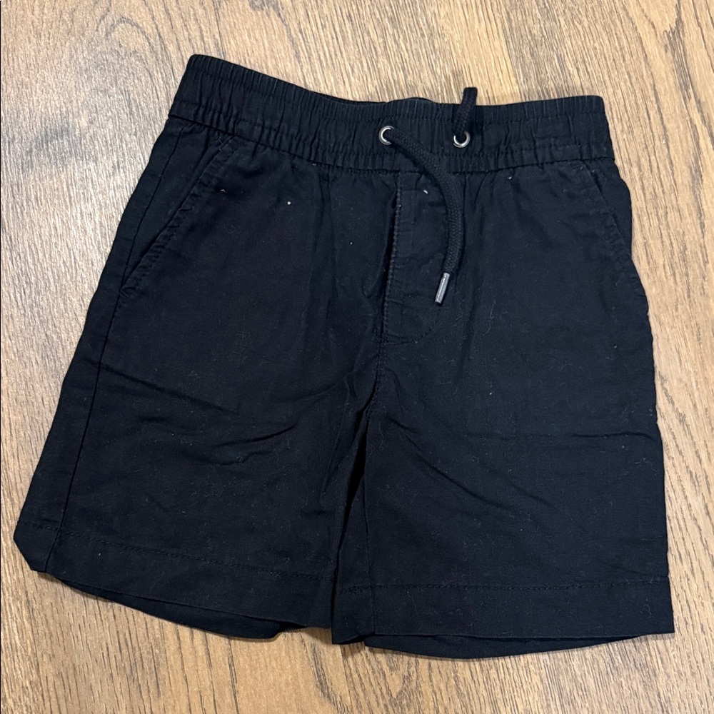 GAP kids Black linen/cotton blend shorts - size 5